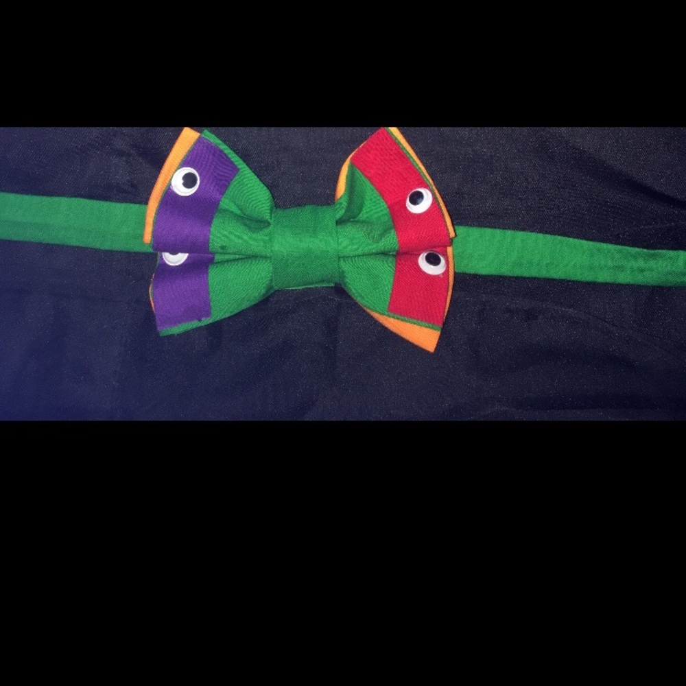 Bow tie